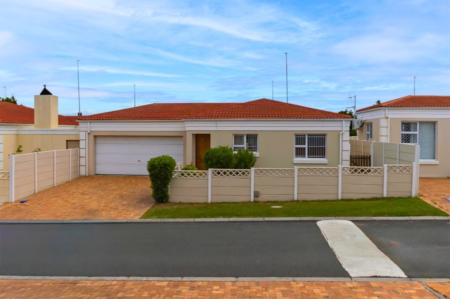 2 Bedroom Property for Sale in Somerset Ridge Western Cape